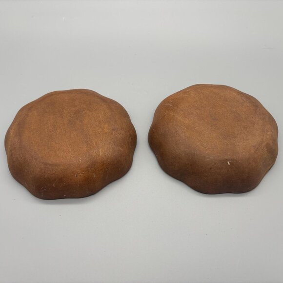 Vintage Monkeypod Wooden Petal Rim Bowls (Set of 2) - Picture 9 of 9